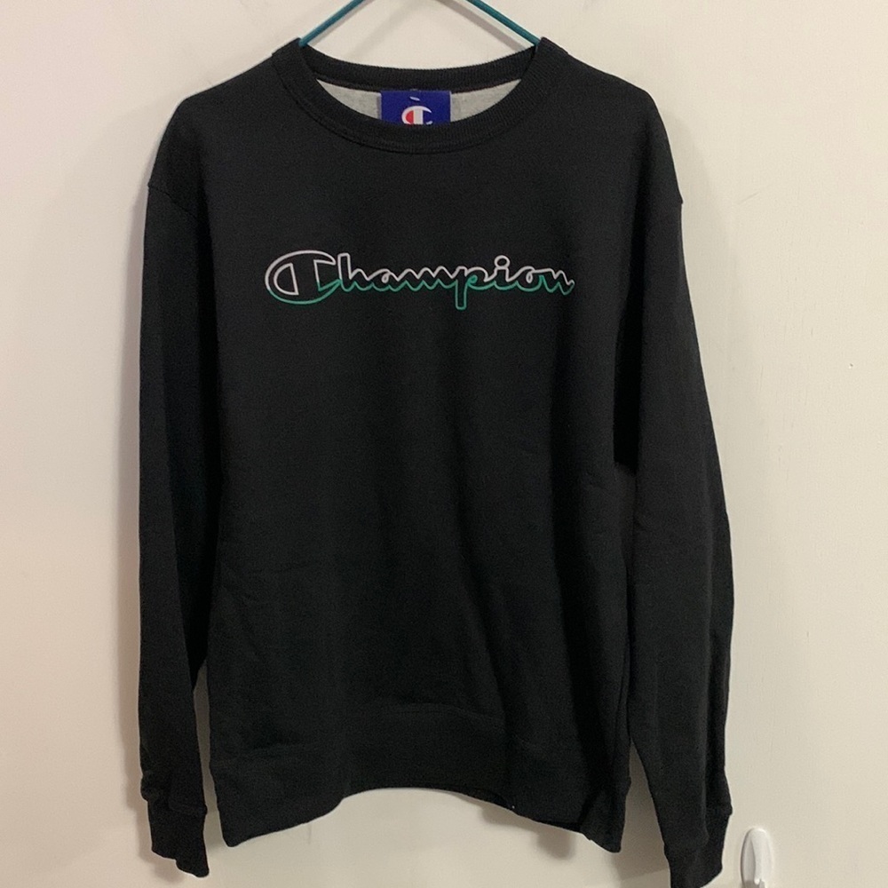 Men’s Champion Sweatshirt “Powerblend” Sz Medium NWT Reduced pilling & shrinking